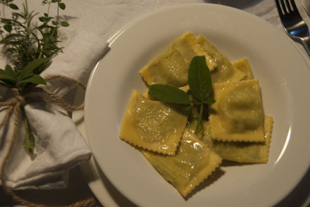 Parma - La tortellata di San Giovanni - Bertazzoni